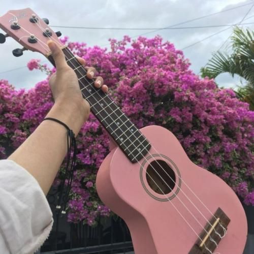 درو باز کن بیا تو خونه خود توعه بیا تو