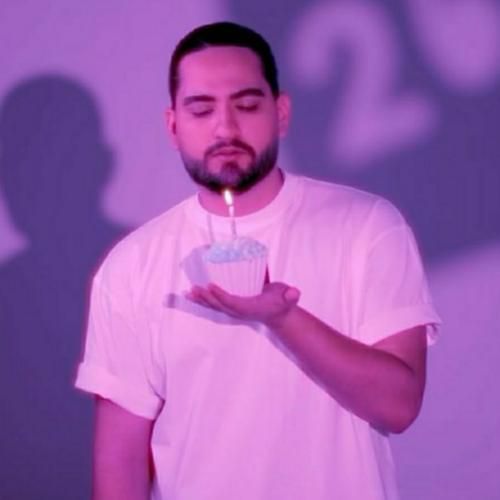 نیواد پروانه تنم بالتو کم داره آهای پروانه