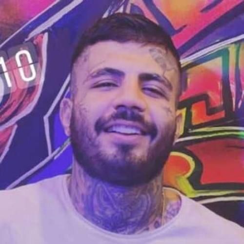 مهدیار مرد تنها