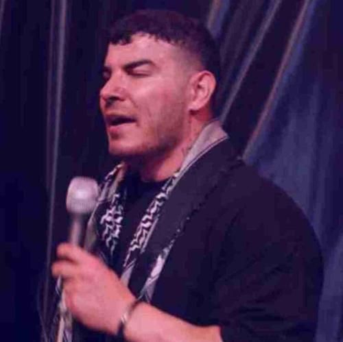 فرهاد فرهادی یه روژ نمازه مخونین یه روژ رقاصی