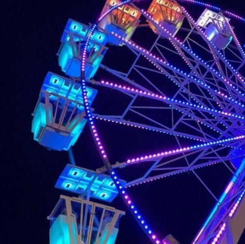 آی دخترا دلتون سنگ چرا