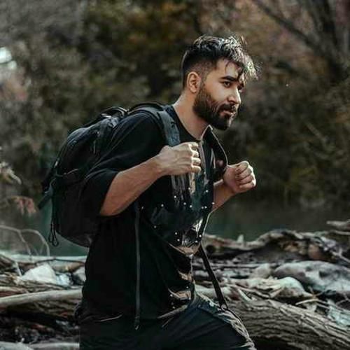 علی یاسینی تو می‌تونی این شبای تاریکم آروم کنی (هوش مصنوعی)