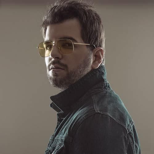 آصف آریا هنوزم شب که میشه طفلی دلم برات میزنه پر میزنه