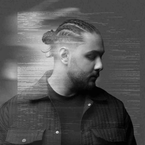 نوان من همونم که یه عمره دلش تنگ میشه واسه ی تو