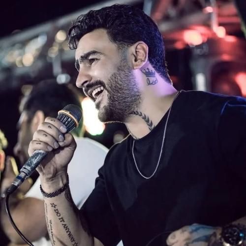 وحید عباسی آری