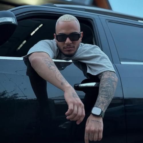 مهیار نمیشه باورم روشنی روز تو دیدم همه پرن از کلک و دوز