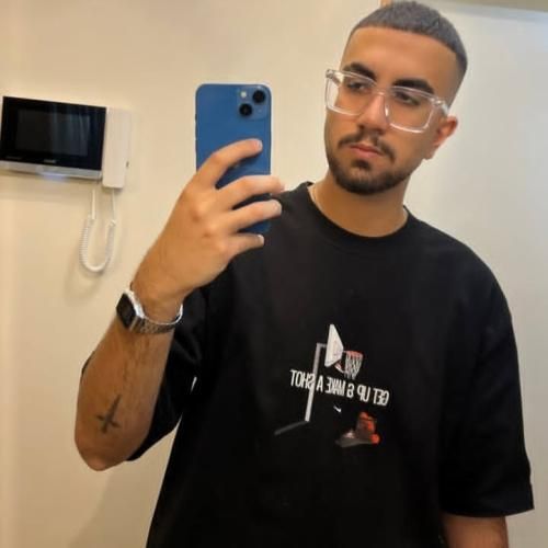 یونی اصلیه تویی که میدونم سلیقه تو میدونی تایپمو