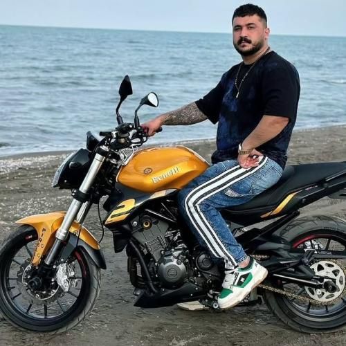 رضا کرمی تارا کوردی کیده ور سروین بسیدنه سر