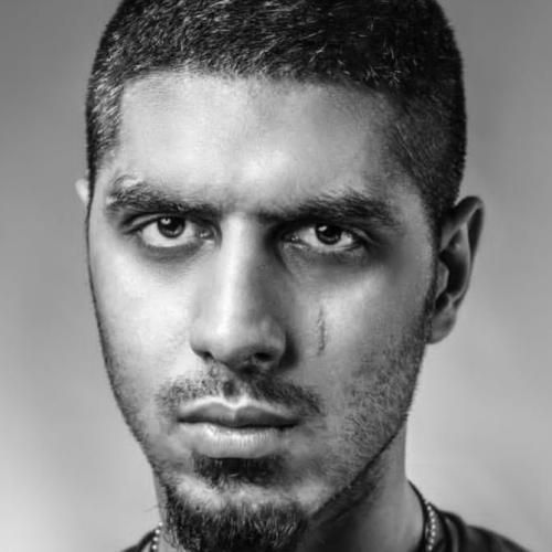 رضا پیشرو آتشفشان