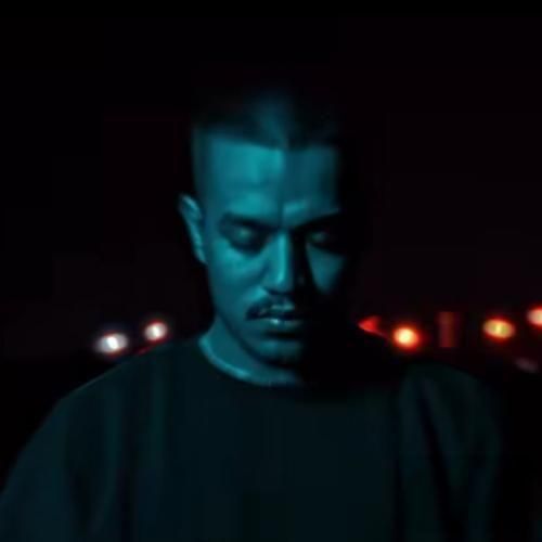 طاهاس وقتی میزد قدم با من میدونست تیزی تو کمر دارم