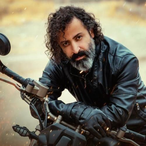 آهنگ جدید وطن طاقت بیار مرهم بذار رو قلب خونیم از والایار